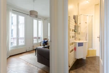 PARIS 9 - QUARTIER ROCHECHOUART - APPARTEMENT 3 PIÈCES 6