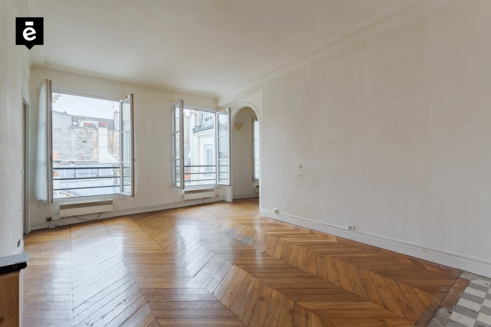 PARIS 10 - QUARTIER PORTE SAINT-MARTIN - APPARTEMENT 2 PIÈCES 1