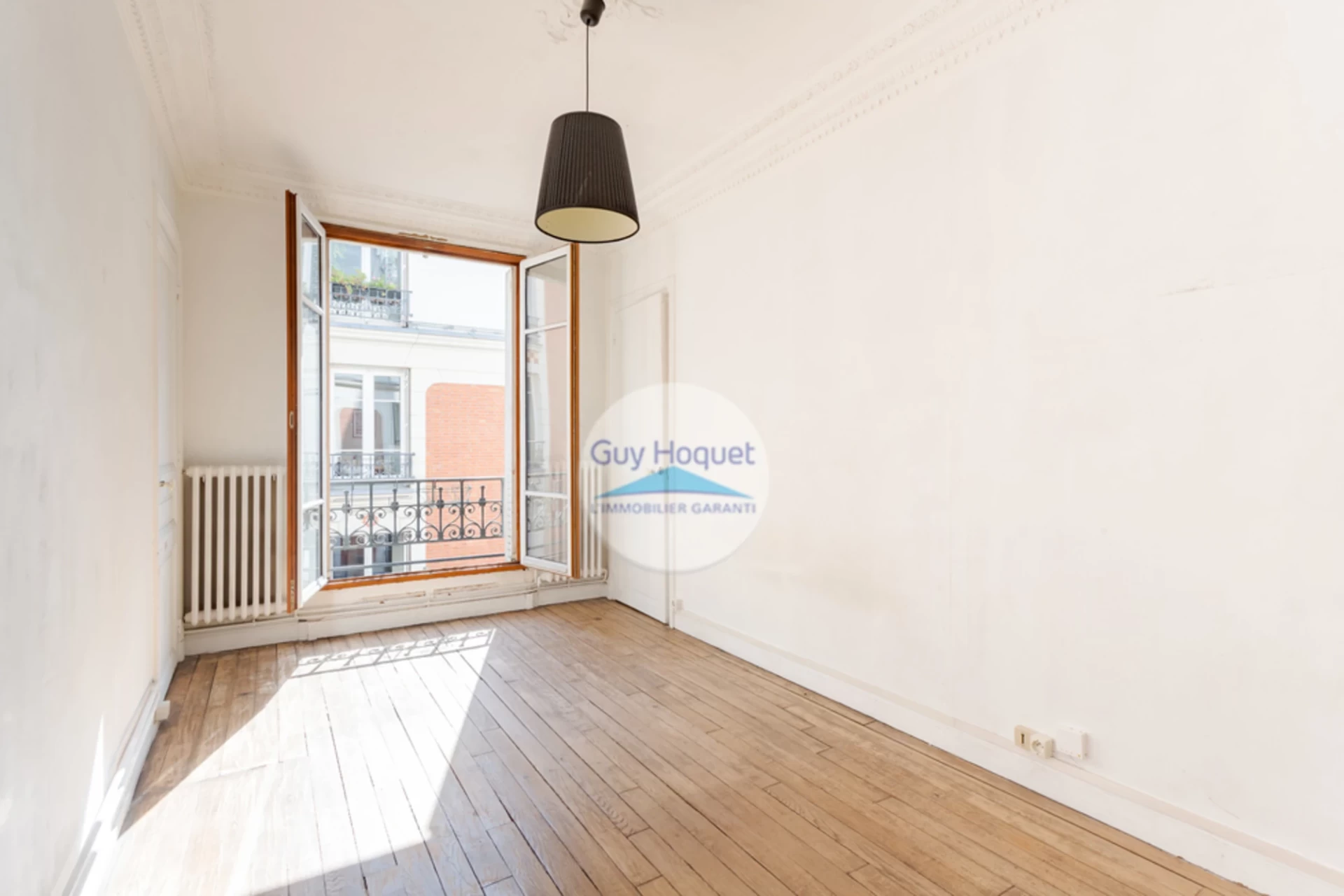 PARIS 10 - QUARTIER PORTE SAINT-MARTIN - APPARTEMENT 3 PIÈCES 2