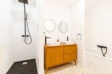 PARIS 10 - QUARTIER PORTE SAINT-MARTIN - APPARTEMENT 5 PIÈCES 8