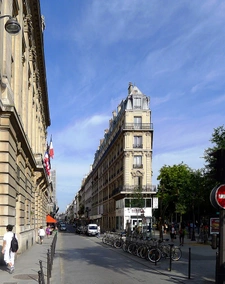 La rue du Château d’Eau : histoire et anecdotes d’une artère vivante du 10ᵉ