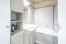 PARIS 10 - QUARTIER HÔPITAL SAINT-LOUIS - STUDIO 5