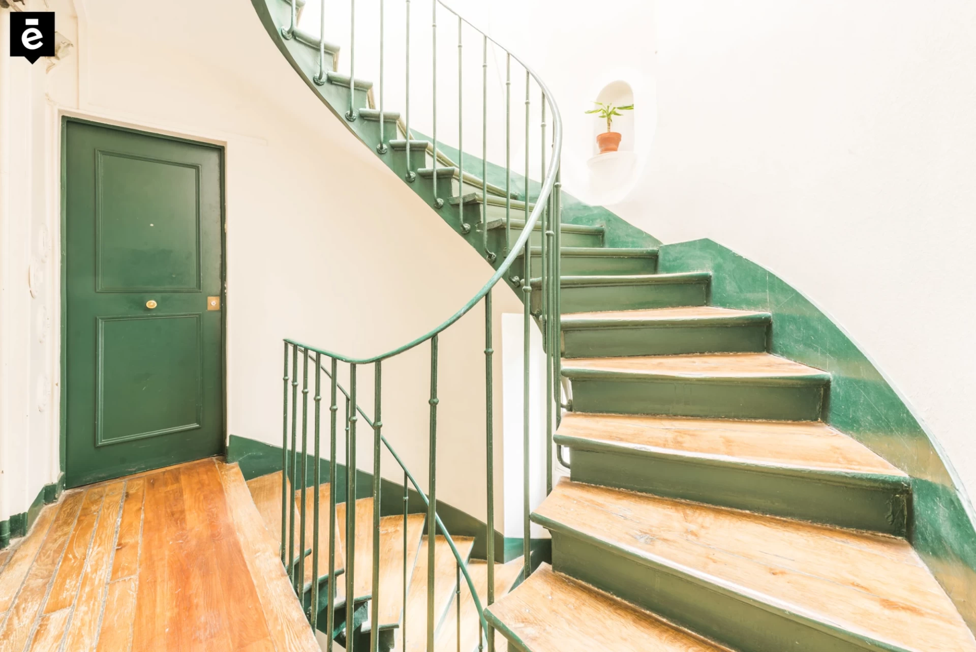 PARIS 10 - QUARTIER PORTE SAINT-MARTIN - APPARTEMENT 5