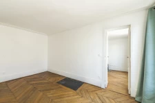 PARIS 10 - QUARTIER PORTE SAINT-DENIS - 3 PIÈCES 2