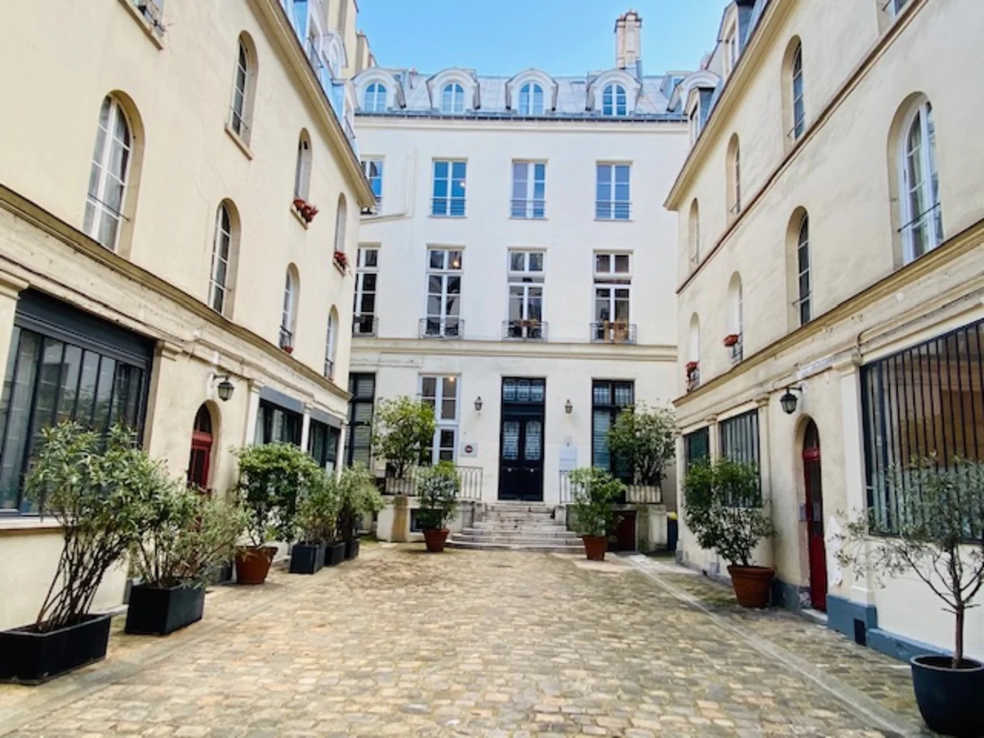 PARIS 10 - QUARTIER PORTE SAINT-DENIS - APPARTEMENT 2 PIÈCES 6