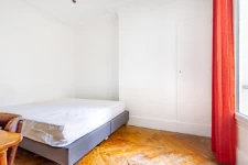 PARIS 10 - QUARTIER PORTE SAINT-MARTIN - APPARTEMENT 5 PIÈCES 5