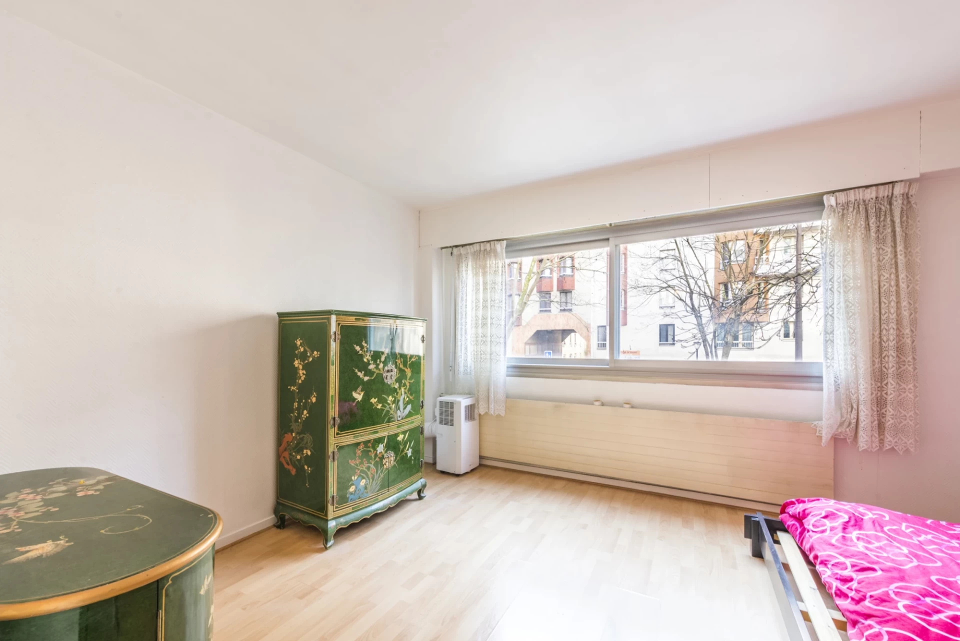 PARIS 10 - QUARTIER HÔPITAL SAINT-LOUIS - STUDIO 1