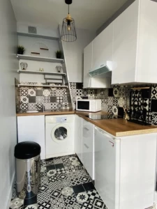 PARIS 10 - QUARTIER PORTE SAINT-DENIS - APPARTEMENT 2 PIÈCES 2