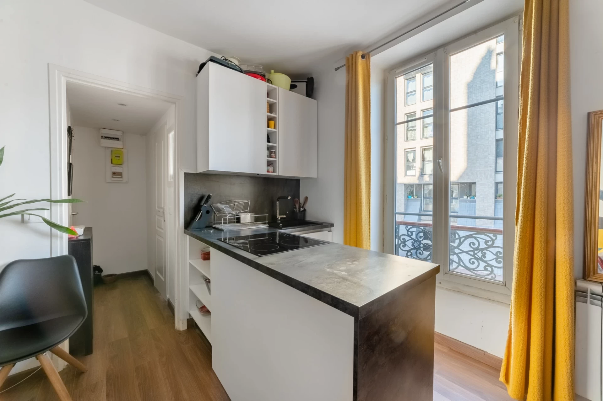 PARIS 20 - QUARTIER CHARONNE - STUDIO 6