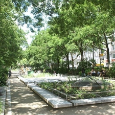 Agence immobilière Paris 11 : le guide pour choisir le bon agent et vendre au meilleur prix