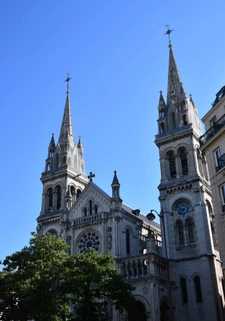Quartier Saint-Ambroise à Paris 11ᵉ : vivre et investir dans un secteur résidentiel et recherché