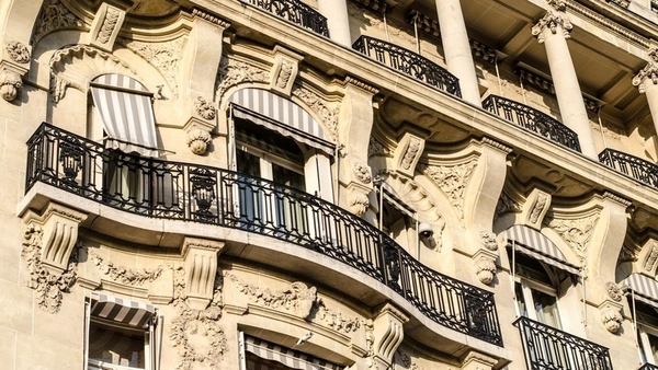 Vendre à Neuilly-sur-Seine : Valoriser un appartement avec un mauvais DPE (2026)