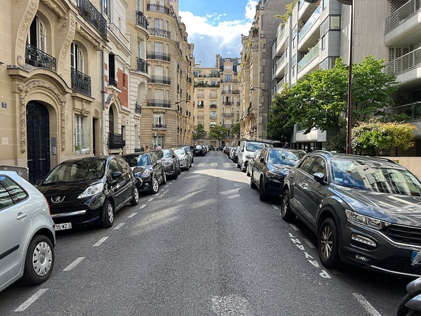 Rue de l'école de mars à Neuilly-sur-Seine