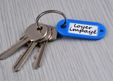 Les garanties locatives : quelle est la différence entre une caution et une assurance loyers impayés ?