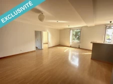 Appartement lumineux, 2 chambres, plein centre, au calme