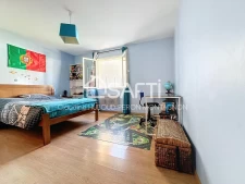 Villa récente de plain-pied en parfait état, 3 chambres, env...