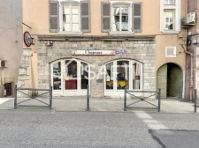 Fonds de commerce BAR LICENCE 4 avec location des murs et d’un studio