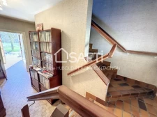 Maison de 128 m² dans un environnement paisible, proche de t...