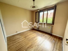 Rare, villa de 128 m² plein centre, sur un terrain arboré de 1013 m² dans une impasse au calme