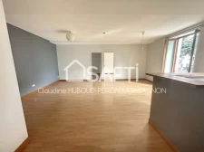 Appartement lumineux, 2 chambres, plein centre, au calme