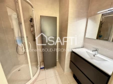 Secteur la Monta, bel appartement T2 de 51 m² dans une résidence privée, au calme avec vue sur la campagne.