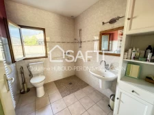 Maison de 128 m² dans un environnement paisible, proche de t...