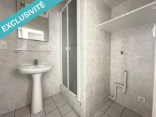 Appartement lumineux, 2 chambres, plein centre, au calme