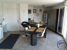  Appartement situé au dernier étage d'un immeuble récent