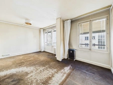 Vendeur - Paris 16ème - 2 pièces