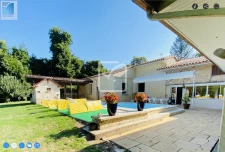 Ensemble immobilier exclusif aussi rare qu'atypique avec un  8