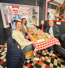 [Plus qu’une vente, une histoire humaine]