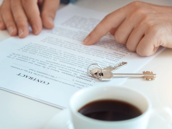 Vendre son bien immobilier sans agence : bonne ou mauvaise idée ?