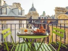 Le rôle des espaces extérieurs dans les décisions d'achat : Une réflexion sur le nouveau désir d’évasion urbaine