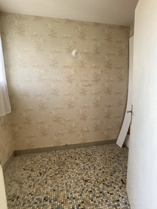 Maison des années 60 à rénover   Fort potentiel en plein cen