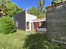 Charme authentique et cadre bucolique, à seulement 10 min de