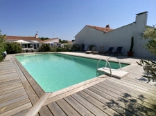  Maison 3 chambres avec piscine, emplacement idéal!