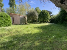 Charme authentique et cadre bucolique, à seulement 10 min de