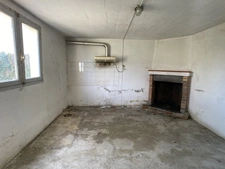 Maison des années 60 à rénover   Fort potentiel en plein cen