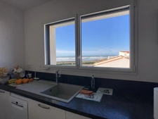 Villa contemporaine avec piscine - emplacement privilégié !