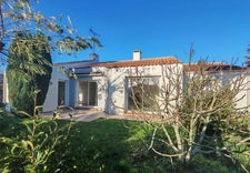  Maison de plain-pied  145 m2 
