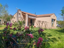 maison d'architecte de 140 m2 avec 4 chambres et terrain de 