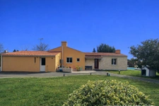 MAISON PLAIN PIED 5 CHAMBRES AVEC PISCINE COUVERTE