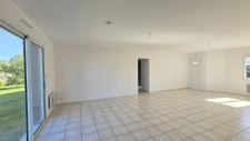 Maison de plain-pied à Saint-Aubin-de-Baubigné (79)