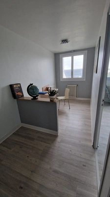 MAISON FAMILIALE DE 120m2 SUR SOUS SOL DE 58m2