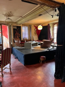 Manoir d'Exception à Le Rheu - Charme Historique et Opportun