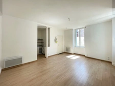 APPARTEMENT T1 TRES BON ETAT 100M DE LA GARE 