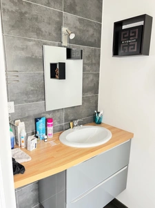 Maison récente à Azé