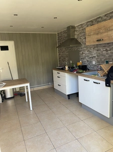  LAVAL Centre ville Rive droite