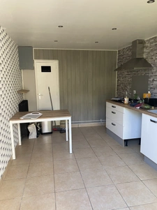  LAVAL Centre ville Rive droite