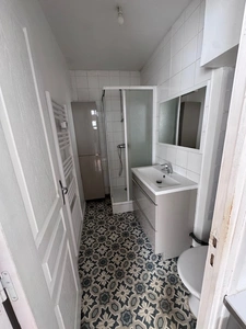 EXCLUSIVITE - Studio/T1